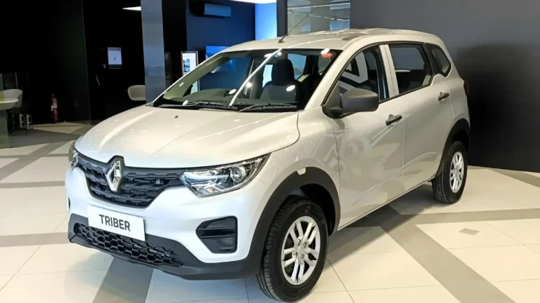 मिडिल क्लास परिवार का सपना हुआ सच, सिर्फ 1 लाख में मिल रही प्रीमियम कार, एडवांस फीचर्स के साथ पाएं 25Kmpl का माइलेज